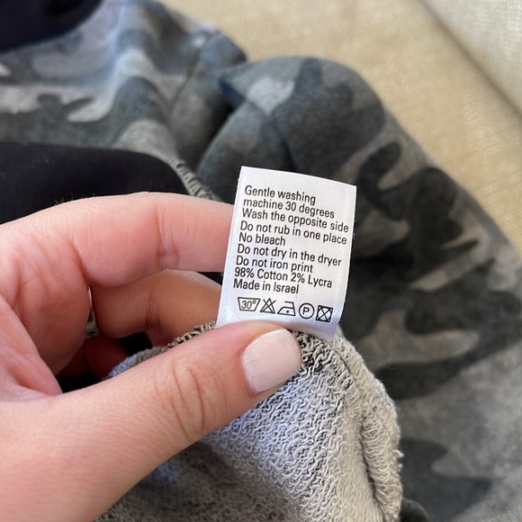 Superism Camo Sweatshirt - Picture 2 of 3